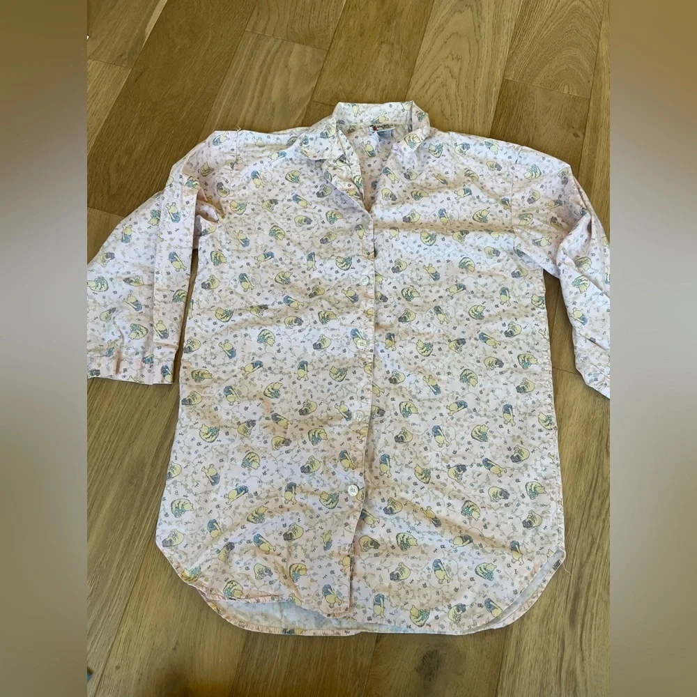 Vintage Winnie the pooh night gown - Picture 2 of 4